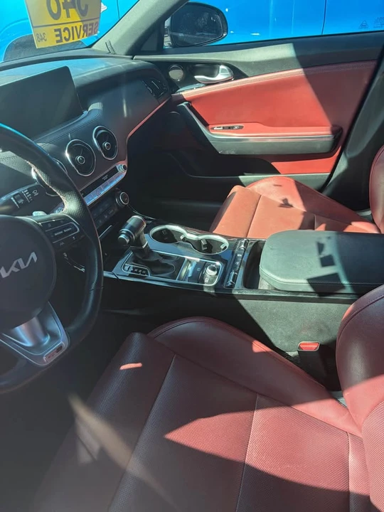 2022 Kia Stinger - Image 4 of 5
