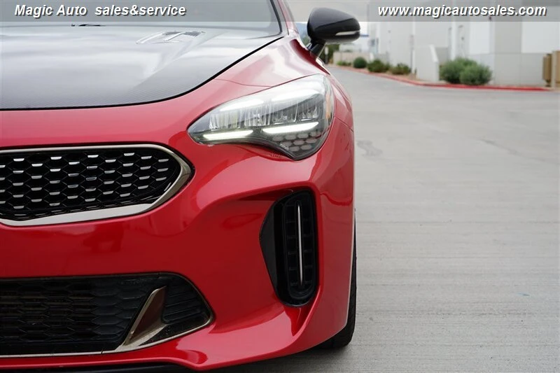 2022 Kia Stinger GT - Image 14 of 20
