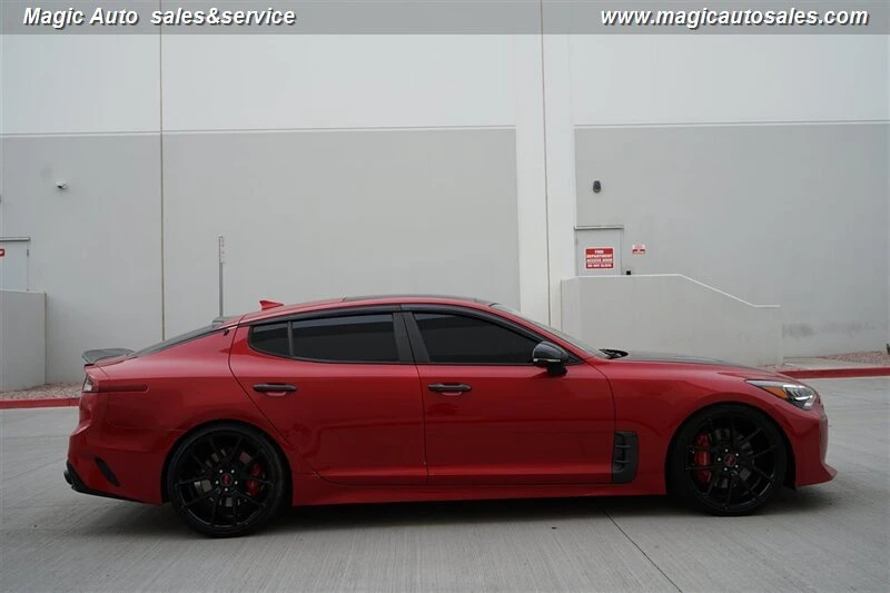 2022 Kia Stinger GT - Image 12 of 20