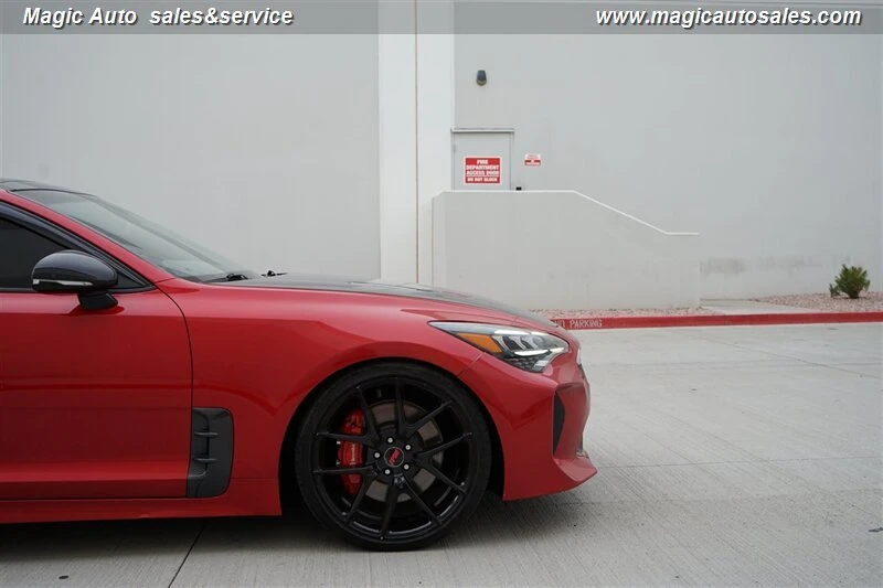 2022 Kia Stinger GT - Image 11 of 20
