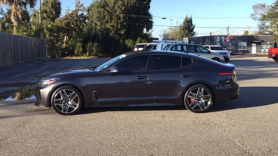 2022 Kia Stinger GT - Image 8 of 20