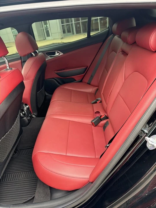 2022 Kia Stinger GT - Image 15 of 20