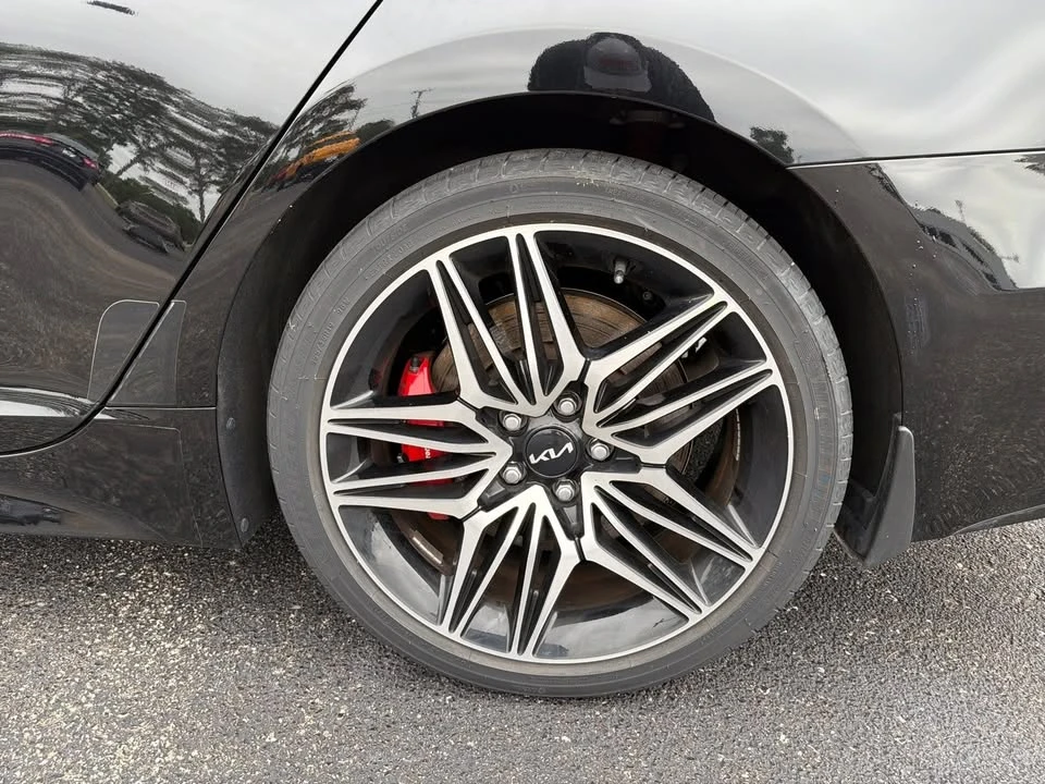 2022 Kia Stinger GT - Image 10 of 20