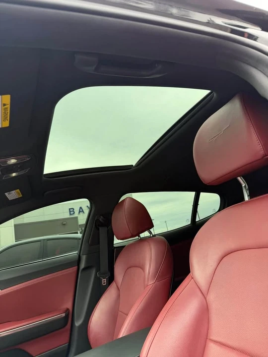 2022 Kia Stinger GT - Image 8 of 9