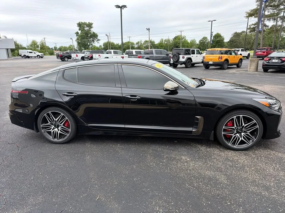 2022 Kia Stinger GT - Image 5 of 19