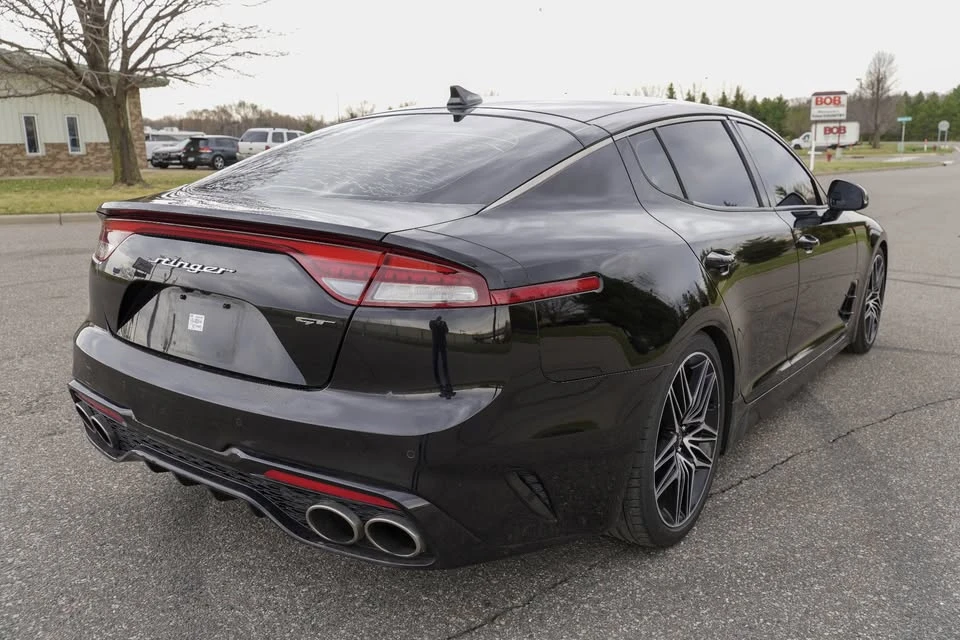 2022 Kia Stinger GT - Image 4 of 19