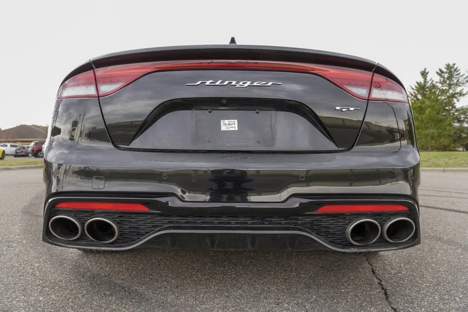 2022 Kia Stinger GT - Image 9 of 19