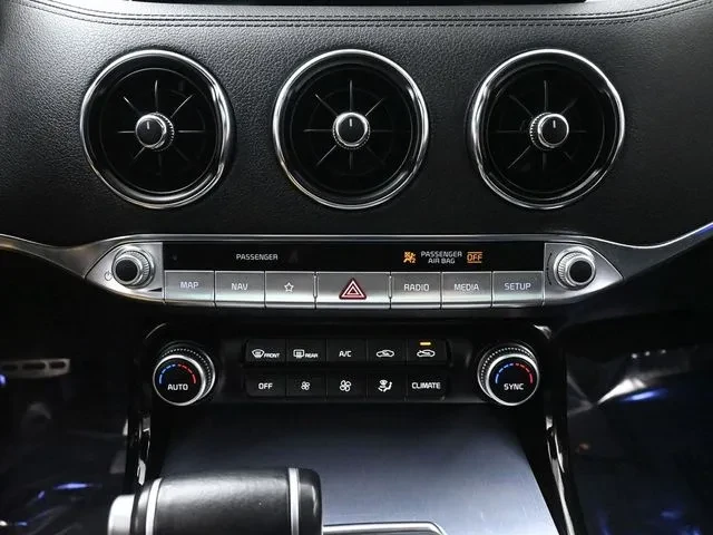 2022 Kia Stinger GT - Image 13 of 14