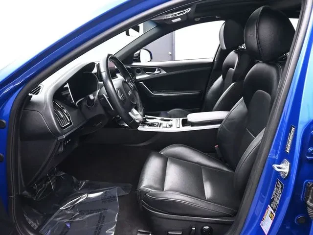 2022 Kia Stinger GT - Image 5 of 14