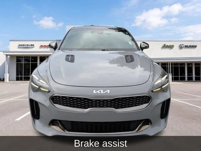 2022 Kia Stinger GT - Image 8 of 19
