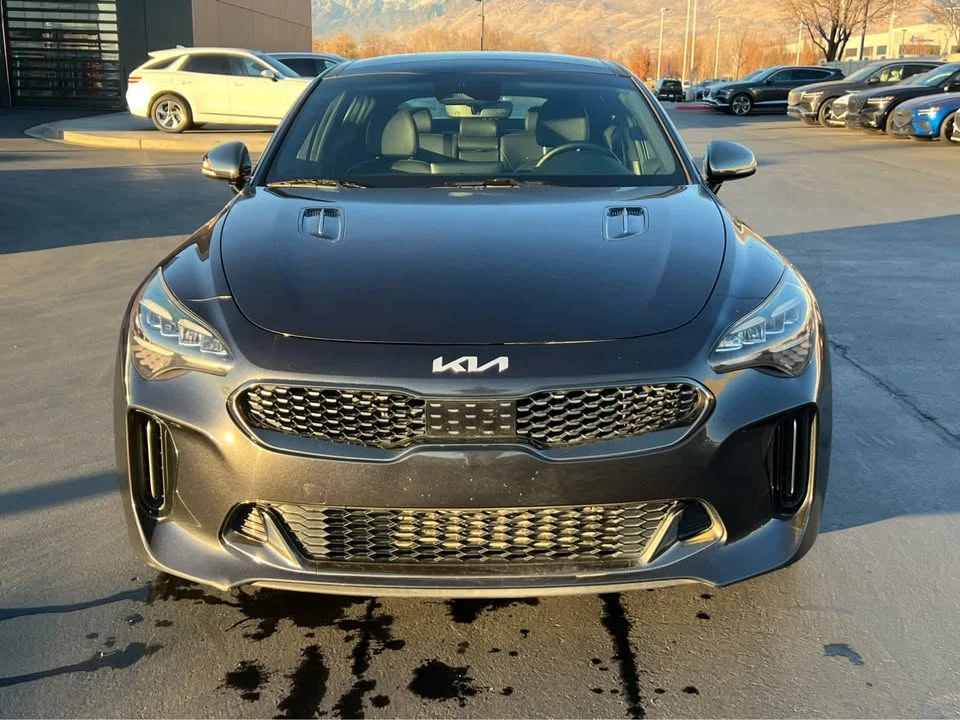 2022 Kia Stinger GT - Image 5 of 10