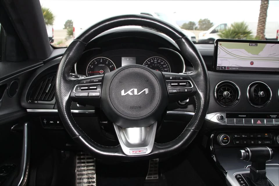 2022 Kia Stinger GT - Image 12 of 18