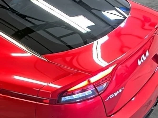 2022 Kia Stinger GT - Image 15 of 19