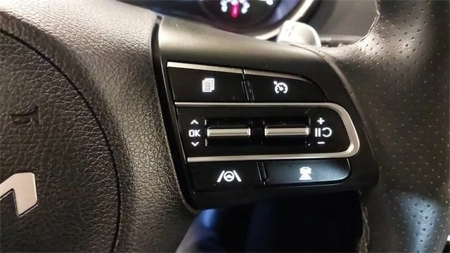 2022 Kia Stinger GT - Image 8 of 19