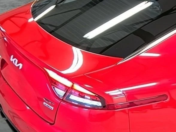 2022 Kia Stinger GT - Image 18 of 19
