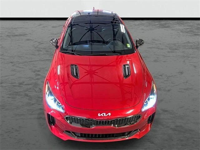2022 Kia Stinger GT - Image 10 of 19