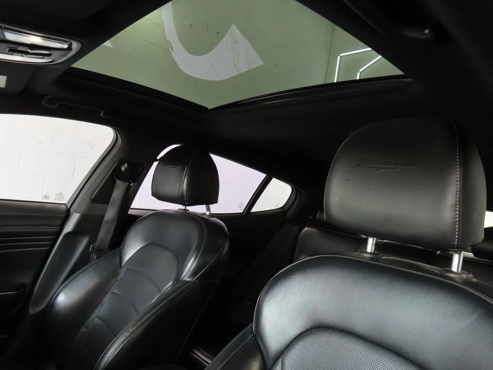 2022 Kia Stinger GT - Image 7 of 19