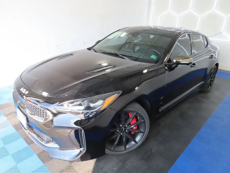 2022 Kia Stinger GT - Image 4 of 19