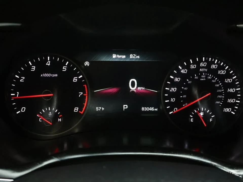 2022 Kia Stinger GT - Image 13 of 18