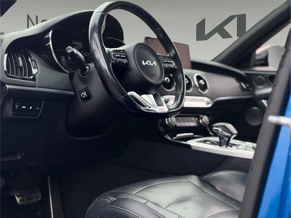 2022 Kia Stinger GT - Image 18 of 20
