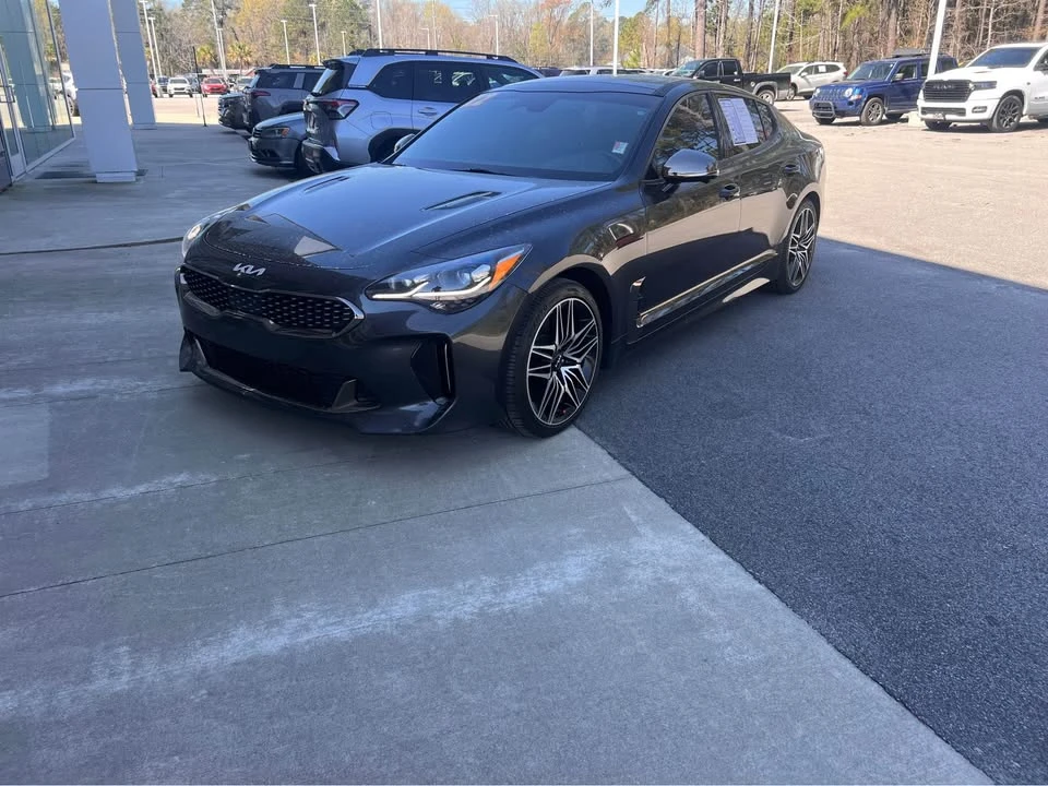 2022 Kia Stinger GT - Image 5 of 14