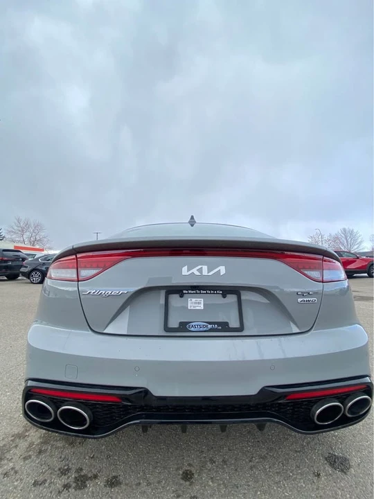 2022 Kia Stinger GT - Image 5 of 15