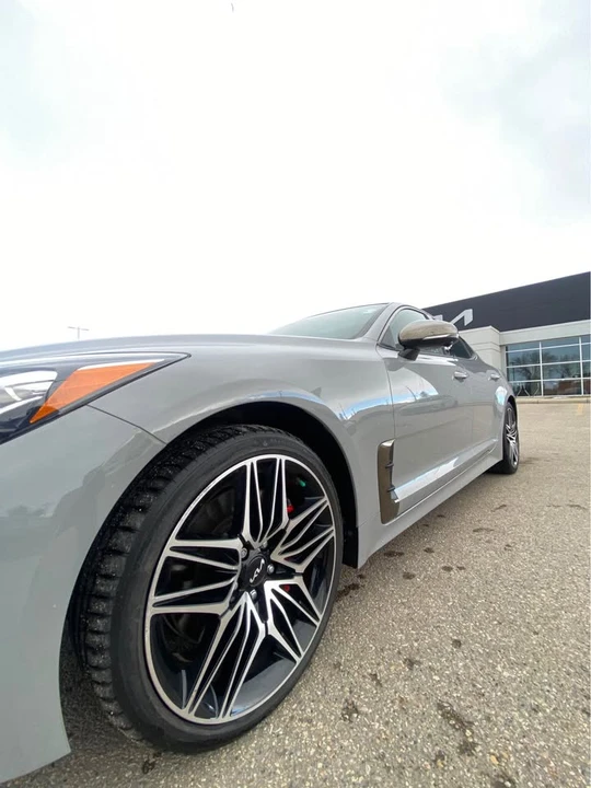 2022 Kia Stinger GT - Image 6 of 15
