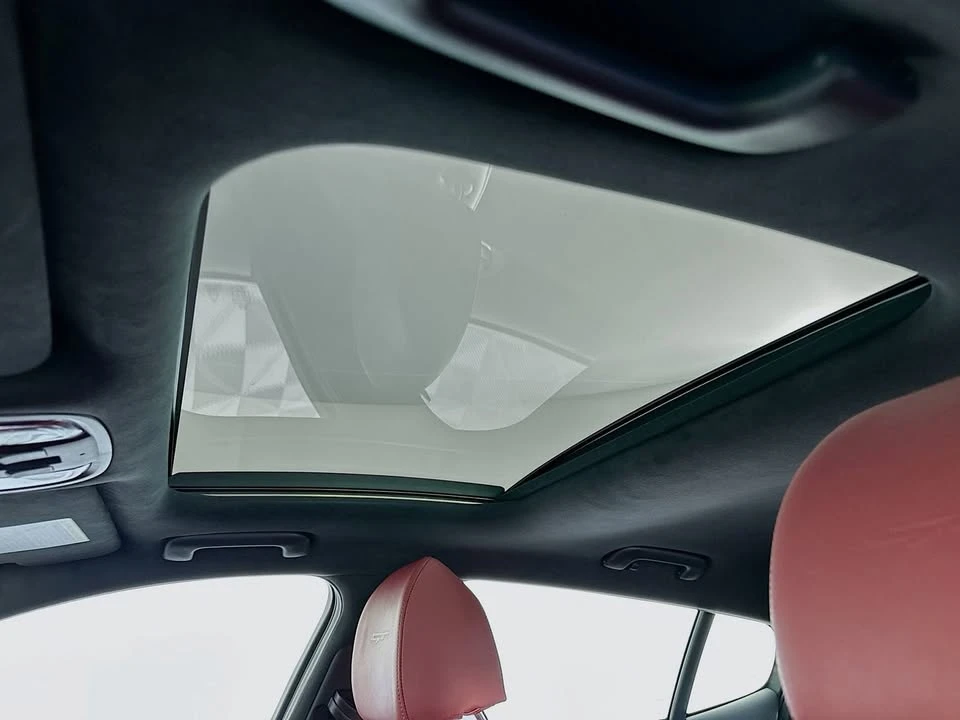 2022 Kia Stinger GT - Image 18 of 19