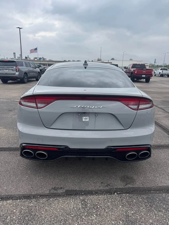 2022 Kia Stinger GT - Image 6 of 20