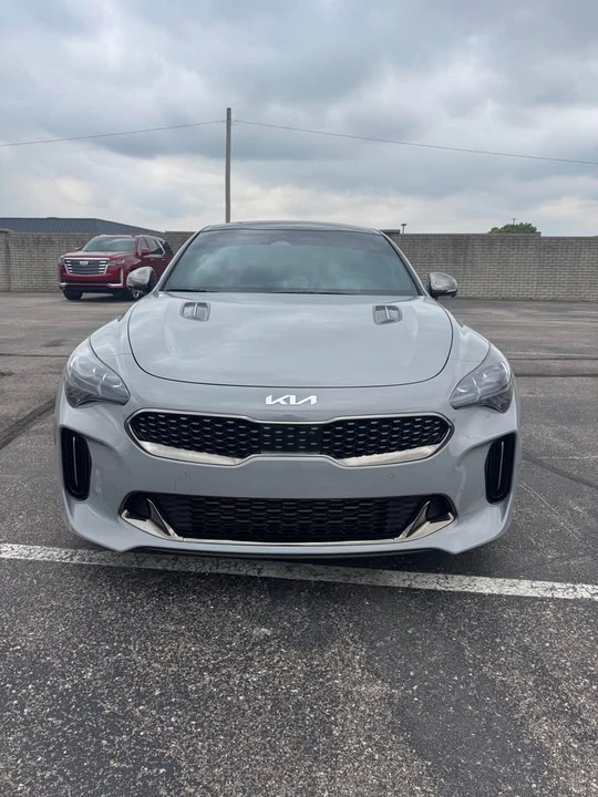 2022 Kia Stinger GT - Image 2 of 20