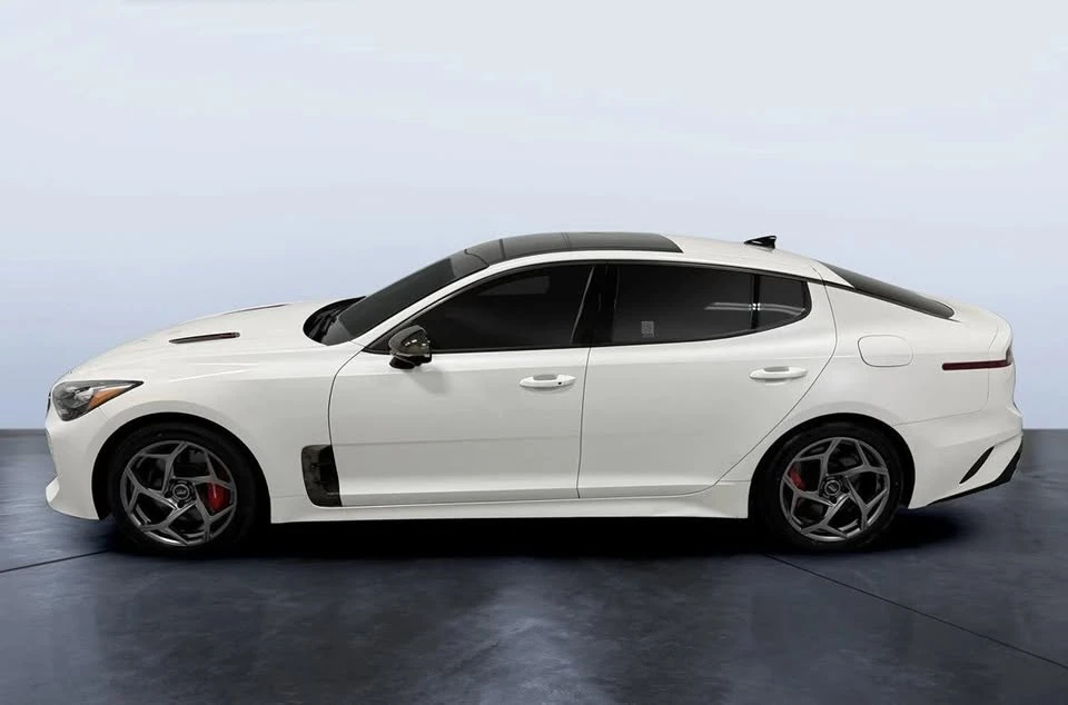 2022 Kia Stinger GT - Image 2 of 20