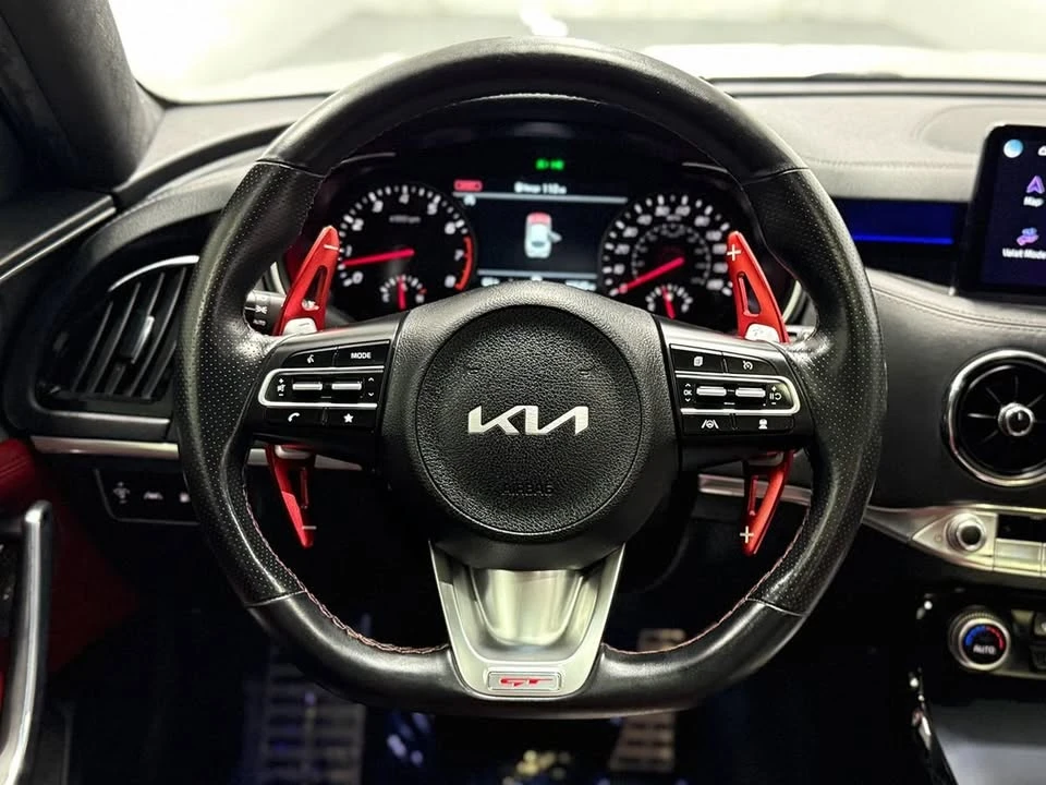 2022 Kia Stinger GT - Image 8 of 20