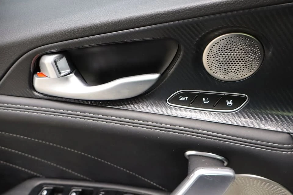 2022 Kia Stinger GT - Image 15 of 20