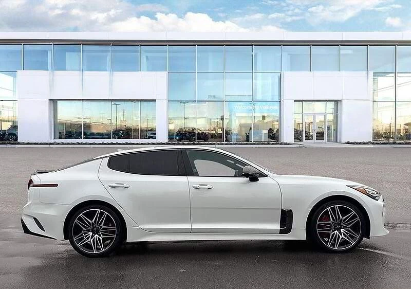 2022 Kia Stinger GT - Image 4 of 14