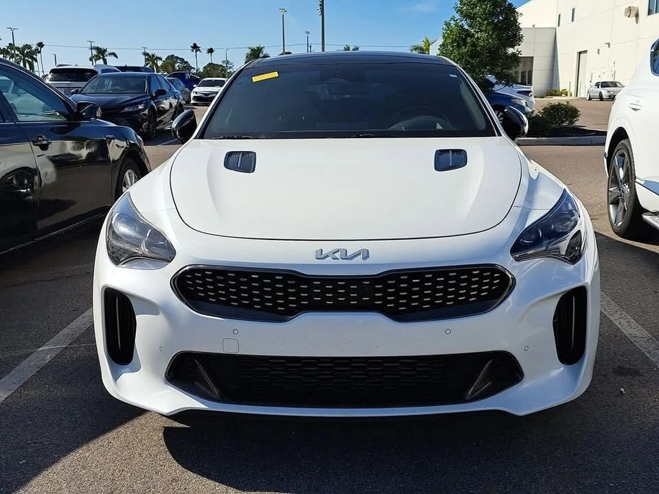 2022 Kia Stinger GT - Image 5 of 11