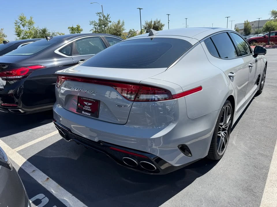 2022 Kia Stinger GT - Image 2 of 5