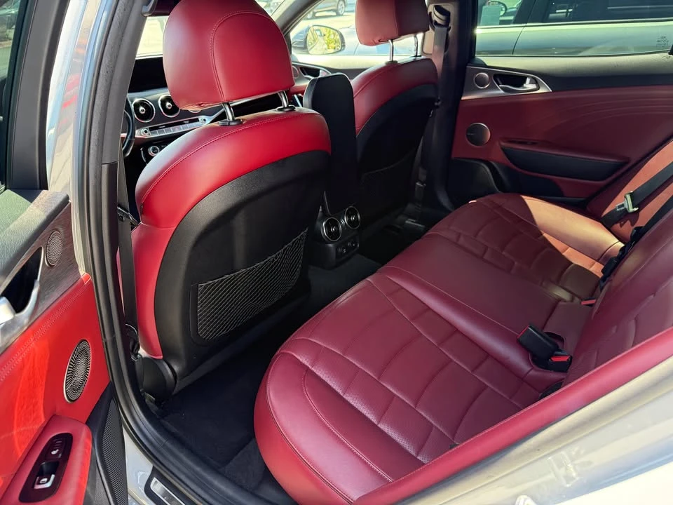 2022 Kia Stinger GT - Image 4 of 5