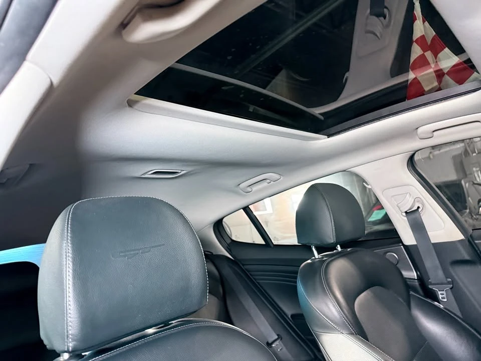 2022 Kia Stinger GT - Image 11 of 12