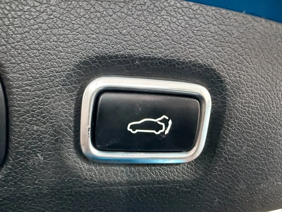 2022 Kia Stinger GT - Image 8 of 20