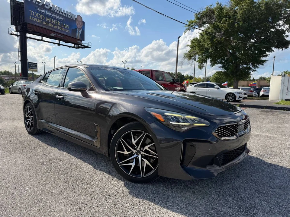 2022 Kia Stinger GT - Image 2 of 15