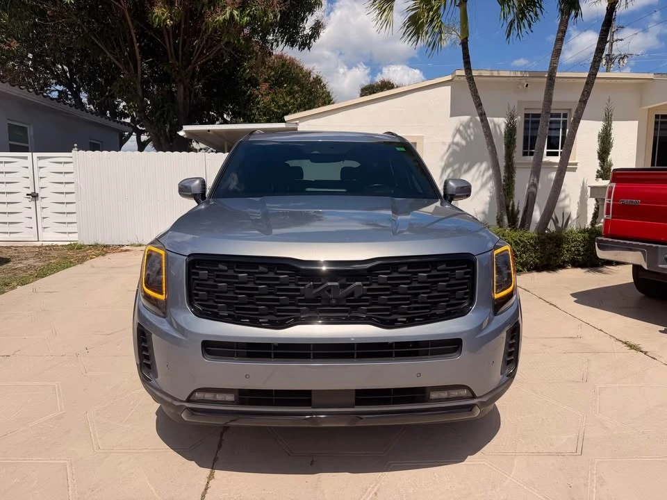 2022 Kia Telluride - Image 2 of 20