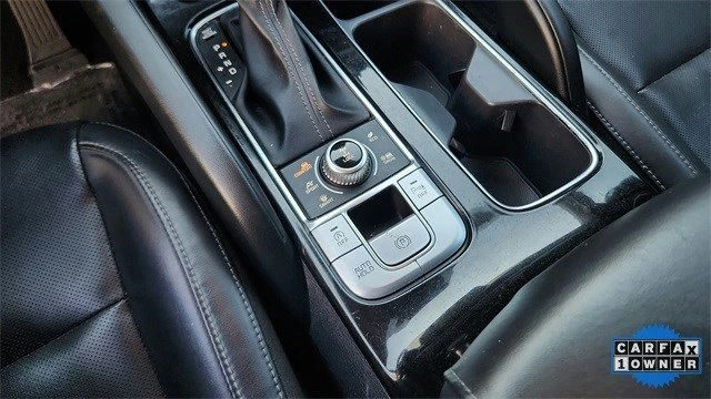 2022 Kia Telluride - Image 17 of 19