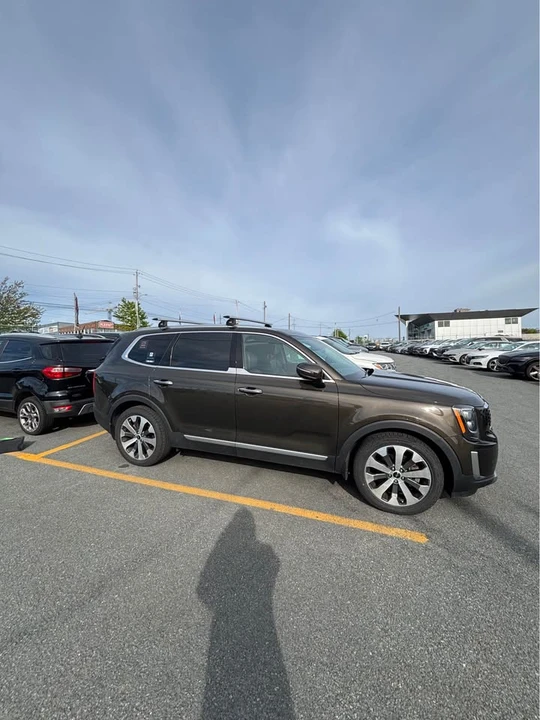 2022 Kia Telluride - Image 2 of 8