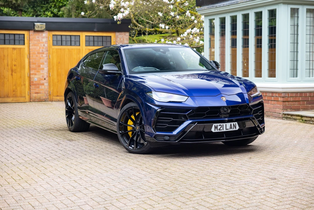 2022 Lamborghini Urus - Image 10 of 31