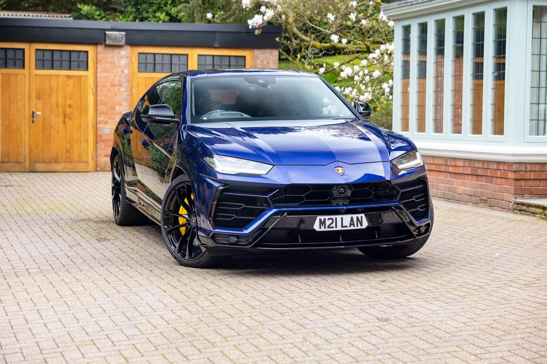 2022 Lamborghini Urus - Image 18 of 31