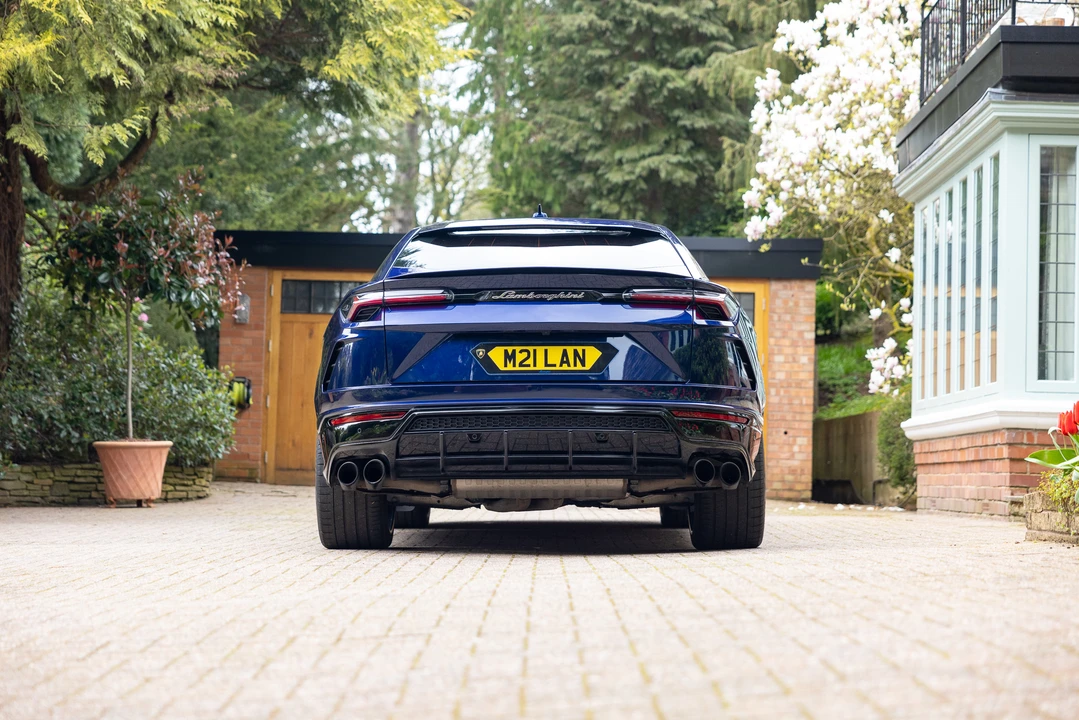 2022 Lamborghini Urus - Image 15 of 31