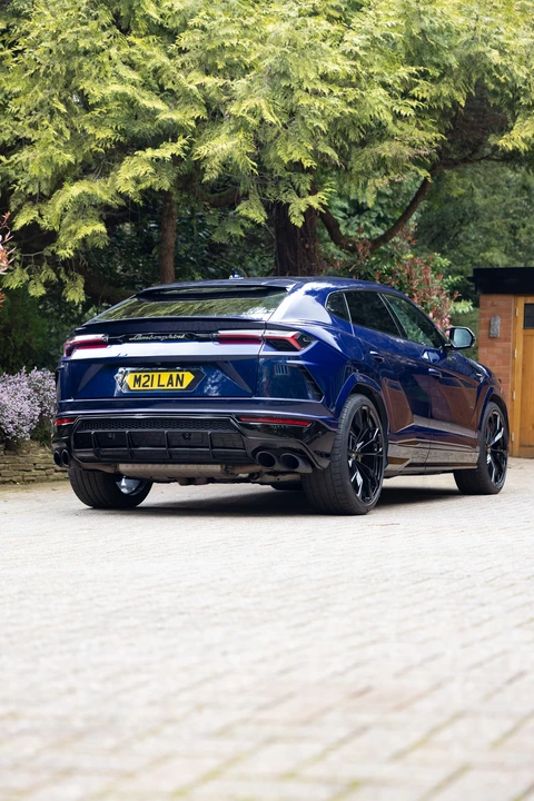 2022 Lamborghini Urus - Image 23 of 31