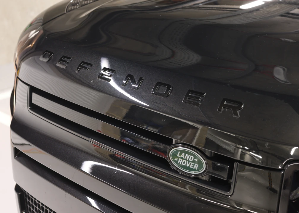 2022 Land Rover Defender L663 - Image 16 of 31