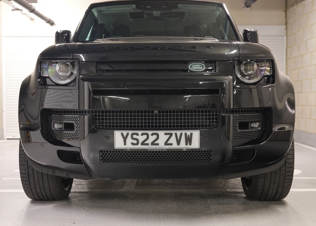 2022 Land Rover Defender L663 - Image 18 of 31