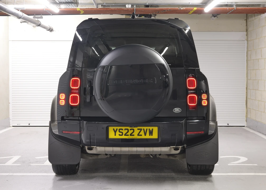 2022 Land Rover Defender L663 - Image 7 of 31